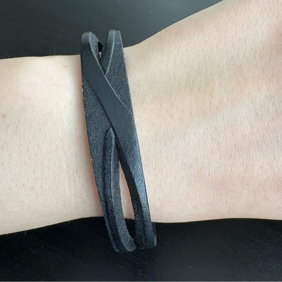 Black Leather Bracelet - Picture 3 of 10